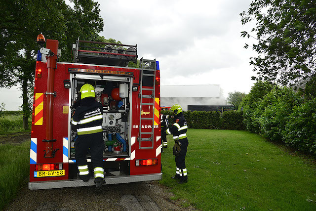 2019/124/20190608-14u12 GB 001 Grote brand Sloterweg.jpg